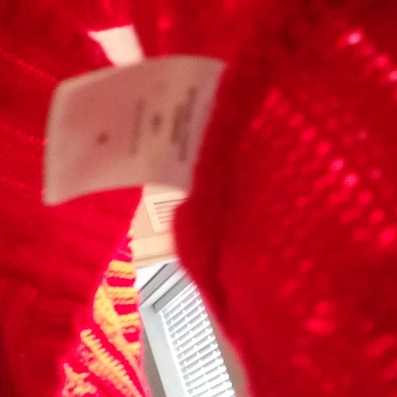 Turtleneck Cropped Sweater - Used - Must Go!!! - Picture 5 of 5